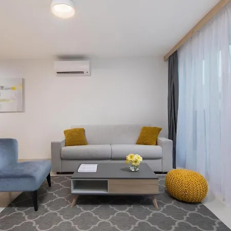 Lux Pool Suite Umag Exterior photo