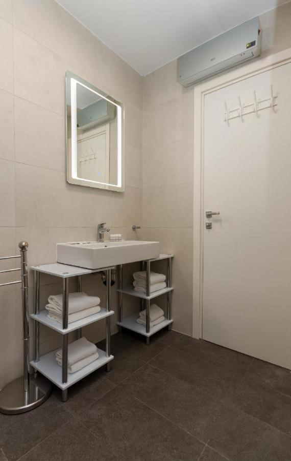 Lux Pool Apartment Umag